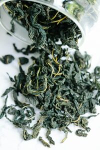 bienfaits thé vert - thé vert sencha - feuilles de thé